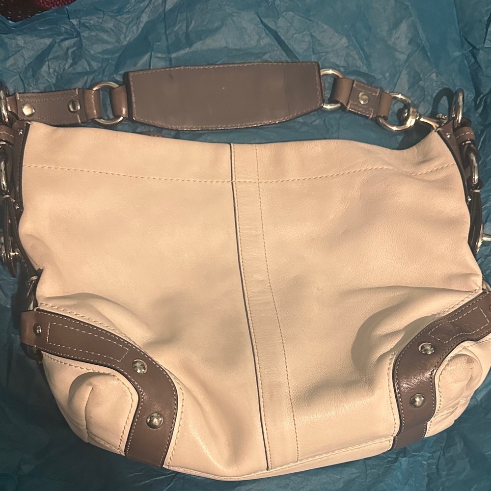 Coach Cream and Brown Shoulder Bag - Picture 9 of 9